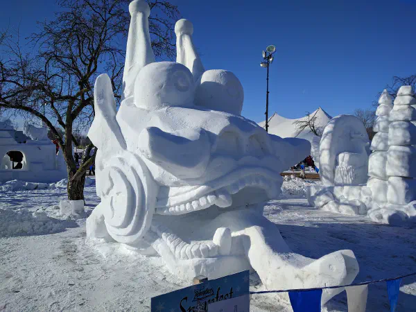 Chinese Dancing Dragon snow sculpture